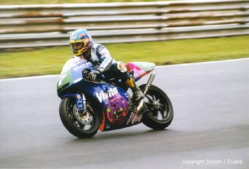 JJason Davies on the Vimto Honda RS250 at Oulton Park