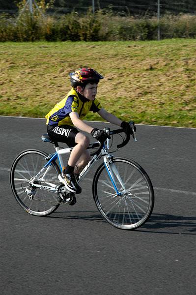 Youth racing at Sundorne, 19 September 2009