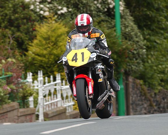 Jun Maeda and Fireblade, TT 2004